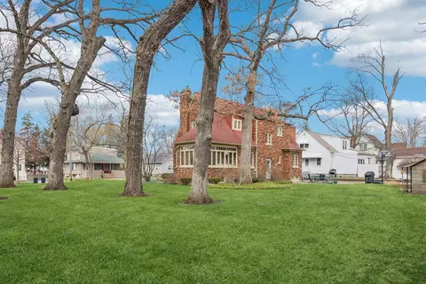 1119 Hill Ave, Elgin, IL 60120 photo 30