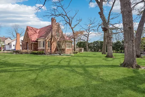 1119 Hill Ave, Elgin, IL 60120 photo 32