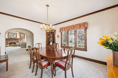 1119 Hill Ave, Elgin, IL 60120 photo 17