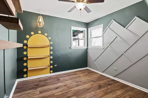 Bedroom - 2701 Flicker Ln, Rolling Meadows, IL 60008 photo 1 of 4