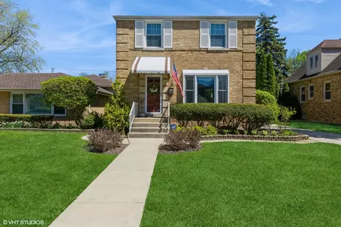 235 N Knight Ave, Park Ridge, IL 60068