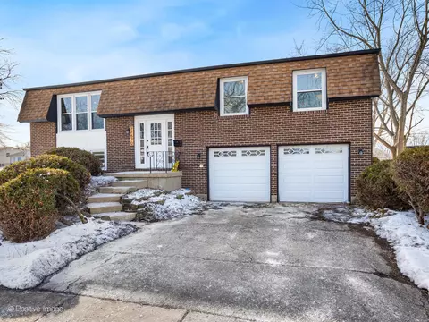 17670 Pheasant Ln, Country Club Hills, IL 60478