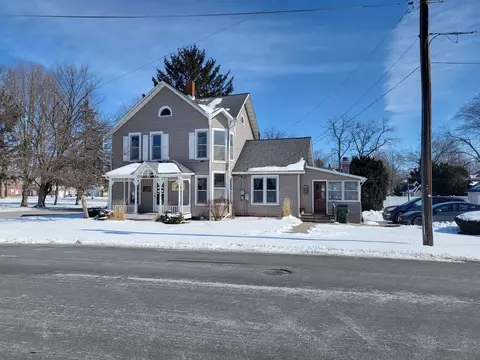 105 S Gage St, Somonauk, IL 60552