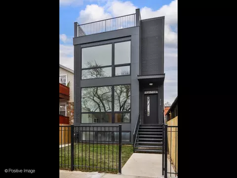 2119 W Huron St, Chicago, IL 60612