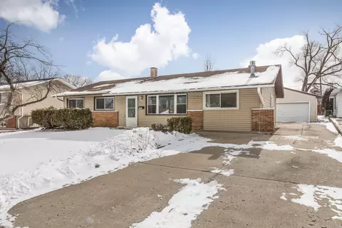 1315 Jefferson Rd, Hoffman Estates, IL 60169