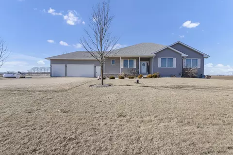34765 Jefferson Rd, Genoa, IL 60135