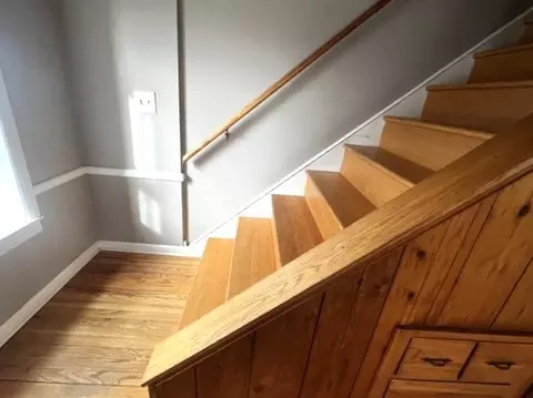 Entry Way - 22204 River Rd, Marengo, IL 60152 photo 1 of 2