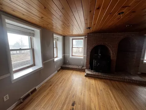 Living - 22204 River Rd, Marengo, IL 60152 photo 1 of 4