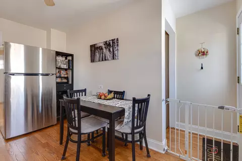 215 N Marion Ave, Bartlett, IL 60103 photo 8