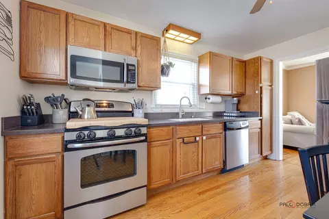 215 N Marion Ave, Bartlett, IL 60103 photo 7