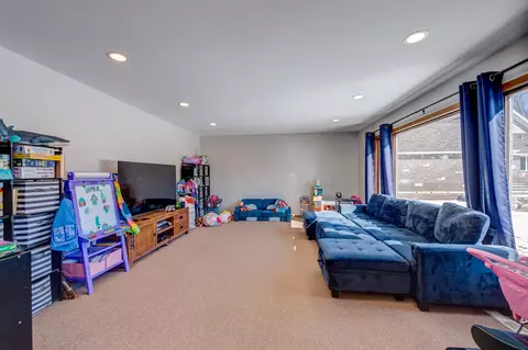 Living - 1640 Lowe Dr, Algonquin, IL 60102 photo 3 of 3