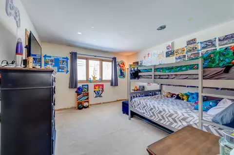 Bedroom - 1640 Lowe Dr, Algonquin, IL 60102 photo 4 of 4