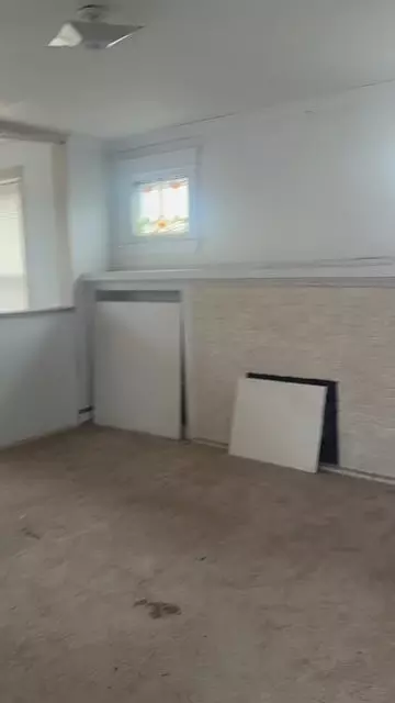 7630 S Constance Ave, Chicago, IL 60649 photo 8