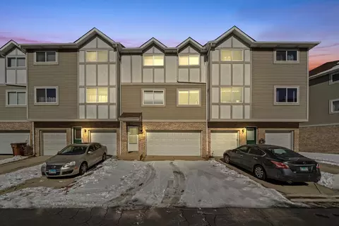 7552 Heritage Ct #7552, Summit, IL 60501