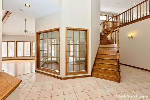 5008 Hickory Ln, Mchenry, IL 60051 photo 7