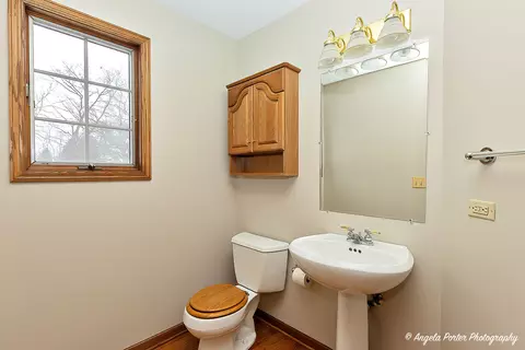 5008 Hickory Ln, Mchenry, IL 60051 photo 35