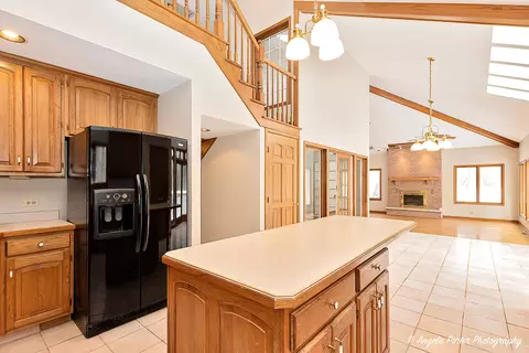5008 Hickory Ln, Mchenry, IL 60051 photo 17