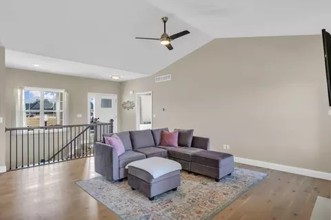 Entry Way - 10 Kickapoo Dr, Monticello, IL 61856 photo 4 of 5