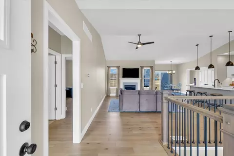 Entry Way - 10 Kickapoo Dr, Monticello, IL 61856 photo 1 of 5