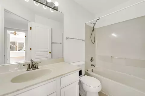 1599 Spaulding Rd, Bartlett, IL 60103 photo 15