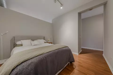 1200 W Monroe St #519, Chicago, IL 60607 photo 5
