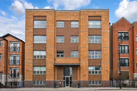 1617 W Grand Ave #3W, Chicago, IL 60622