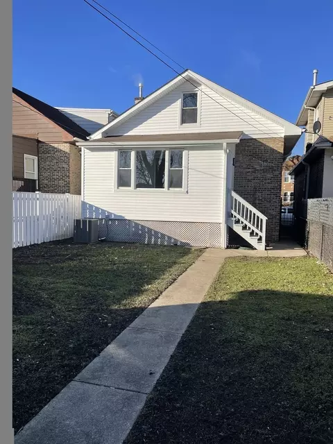 1645 N Lorel Ave, Chicago, IL 60639 photo 2