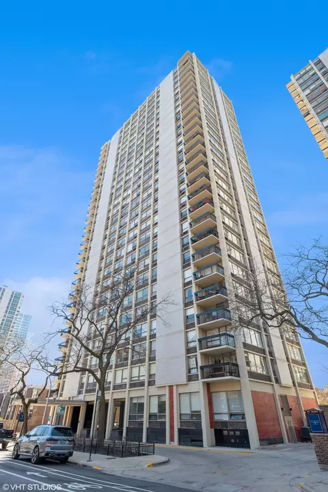 1355 N Sandburg Ter #805D, Chicago, IL 60610