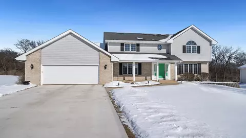 8738 Windwood Close, Rockford, IL 61108