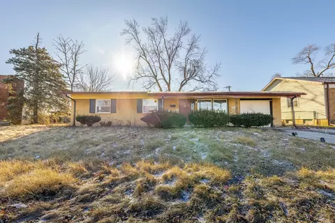 176 Craig Dr, Chicago Heights, IL 60411