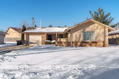 4628 Pembrooke Pl, Rockford, IL 61108