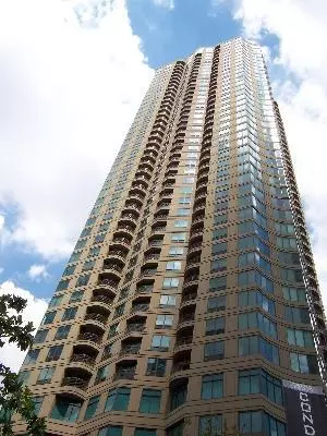 400 N Lasalle St #1609, Chicago, IL 60654