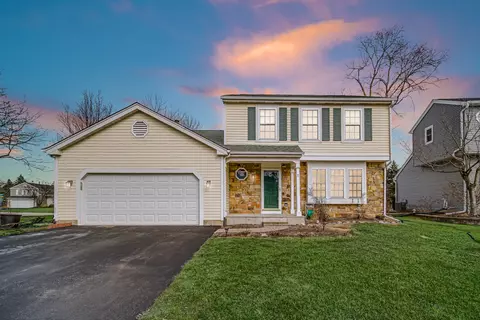 1 Newgate Ct, Lake Zurich, IL 60047