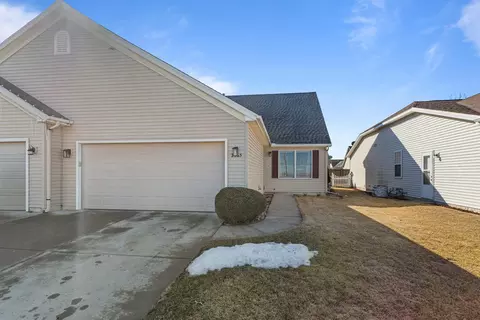 2965 E Raab #0, Normal, IL 61761 photo 2