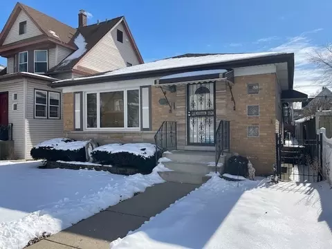 4843 W Berteau Ave, Chicago, IL 60641