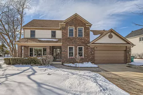 42 Chestnut Ct W, Buffalo Grove, IL 60089