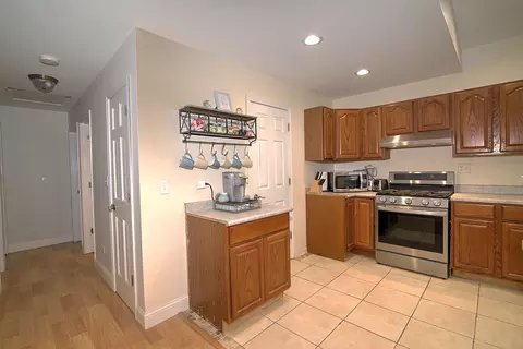Kitchen - 3503 Vine St, Mchenry, IL 60050 photo 3 of 4