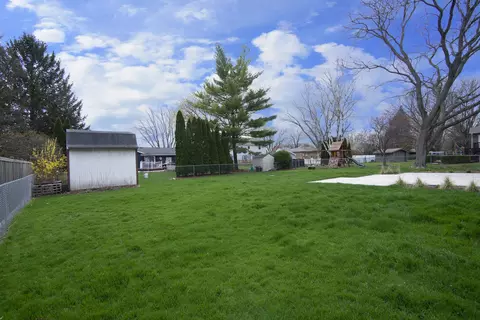 Exterior - 3503 Vine St, Mchenry, IL 60050 photo 3 of 7