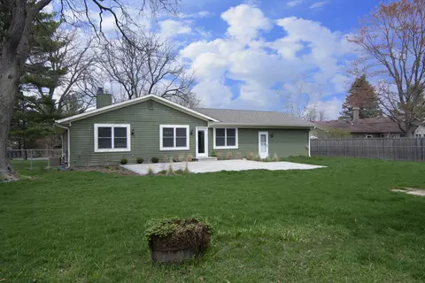 Exterior - 3503 Vine St, Mchenry, IL 60050 photo 6 of 7