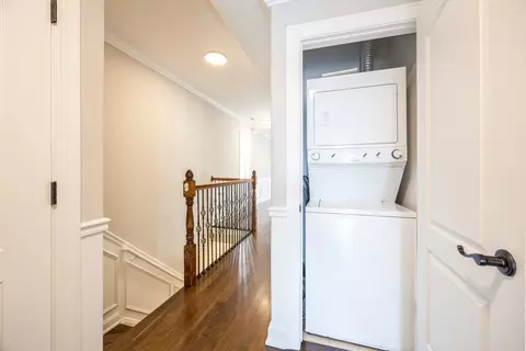 Entry Way - 21 E 26th St #5, Chicago, IL 60616 photo 1 of 1