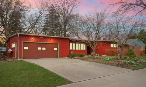 305 E Colorado Ave, Urbana, IL 61801