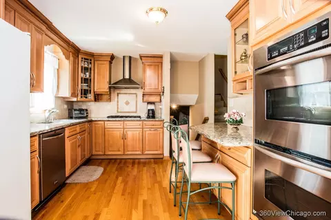 7237 W 78th St, Bridgeview, IL 60455 photo 8