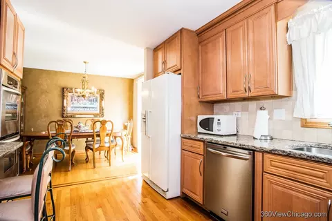 7237 W 78th St, Bridgeview, IL 60455 photo 10