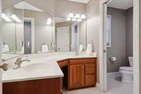Bath - 2685 Chandler Dr, Normal, IL 61761 photo 6 of 7