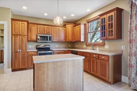 Kitchen - 2685 Chandler Dr, Normal, IL 61761 photo 1 of 4
