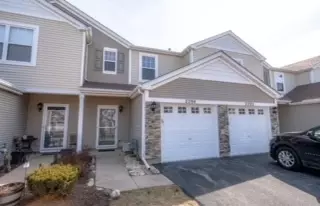 2294 Flagstone Ln #2294, Carpentersville, IL 60110