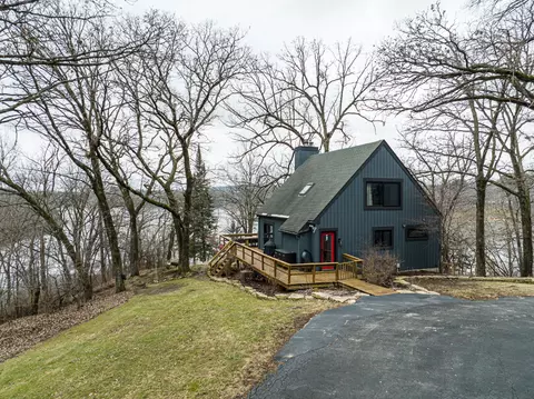 3 A68 General Lee Dr, Apple River, IL 61001