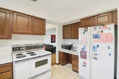 966 Edward St, Wheeling, IL 60090 photo 12