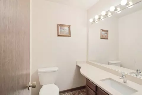 966 Edward St, Wheeling, IL 60090 photo 21