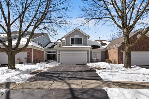 289 Ripplebrook Ct, Schaumburg, IL 60173